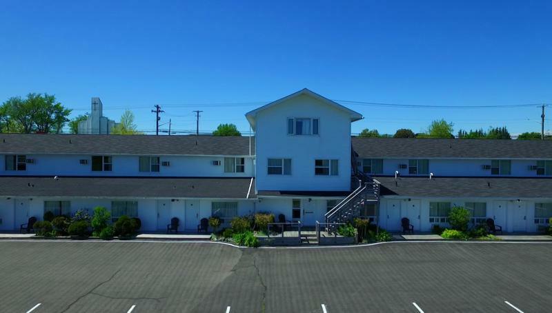 Econo Lodge Inn & Suites Saint-Jean Extérieur photo